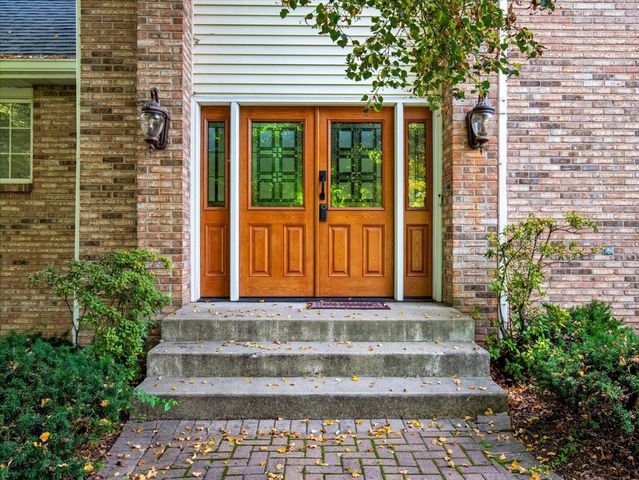 5131 Regents Park Road, Rockford, IL 61107