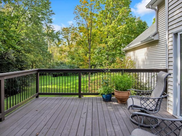 5131 Regents Park Road, Rockford, IL 61107