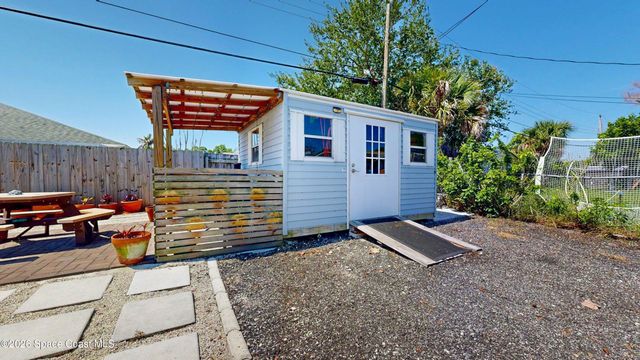 165 Moore Avenue, Merritt Island, FL 32952