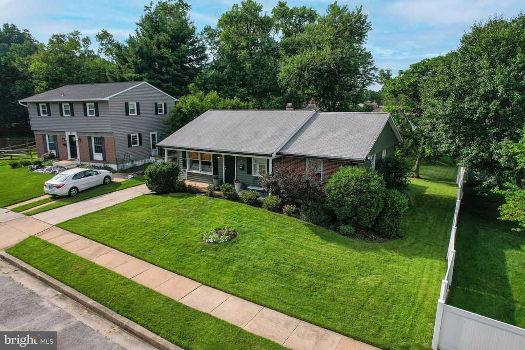 4 BUCKSPORT, Catonsville, MD 21228