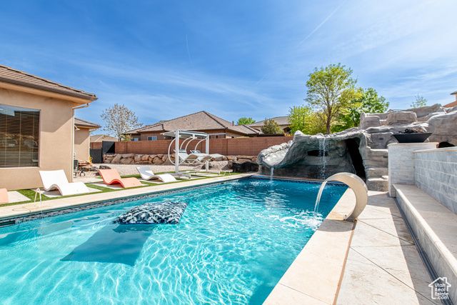 1166 E COLT AVE, Washington, UT 84780