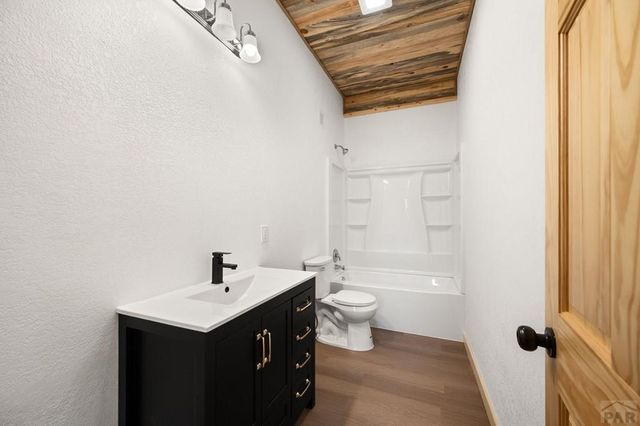 1341 County Rd 327, Westcliffe, CO 81252