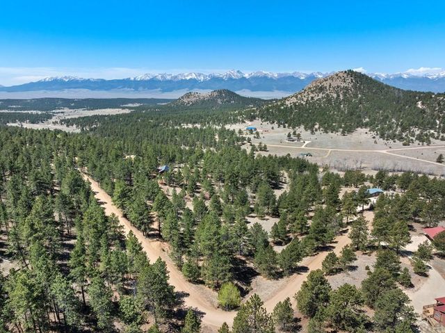 1341 County Rd 327, Westcliffe, CO 81252