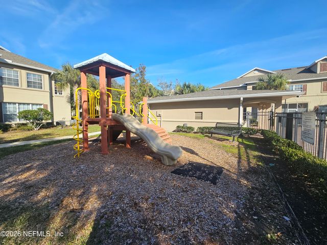 3888 SUMMER GROVE Way N 52, Jacksonville, FL 32257