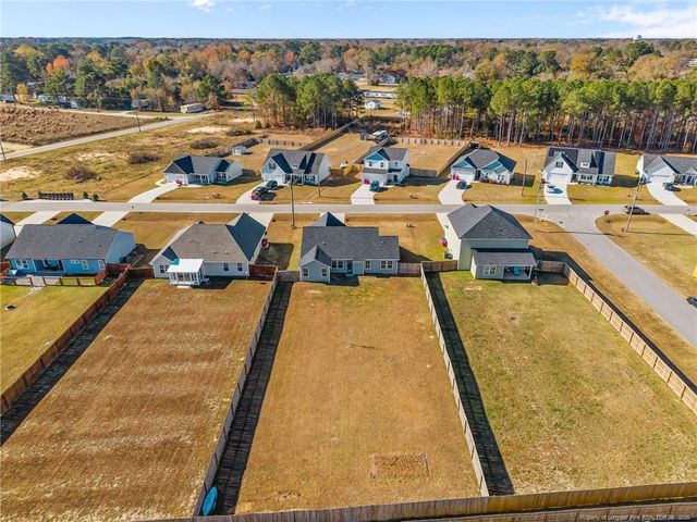 153 Magnolia Street, Parkton, NC 28371