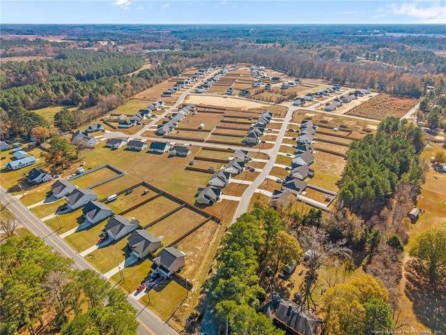 153 Magnolia Street, Parkton, NC 28371