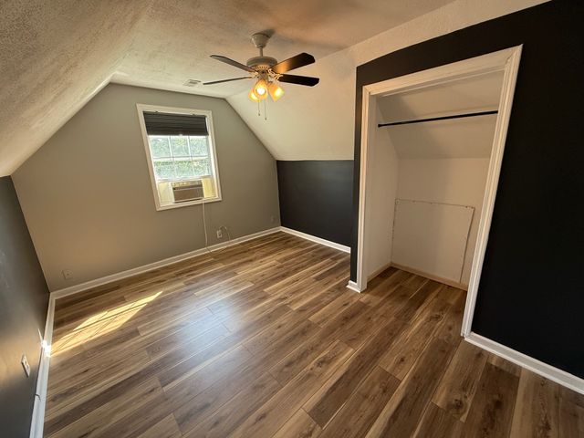 2011 Windroe Dr, Clarksville, TN 37042