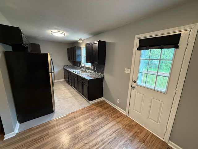 2011 Windroe Dr, Clarksville, TN 37042