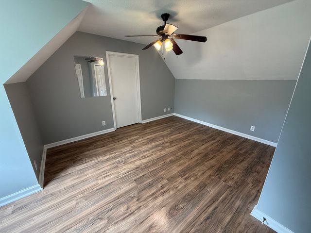 2011 Windroe Dr, Clarksville, TN 37042