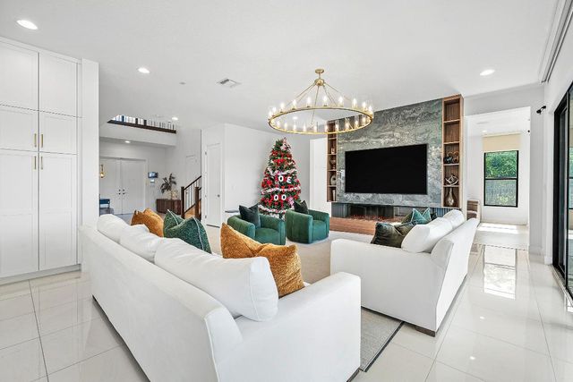 20145 Castle Stuart Avenue, Boca Raton, FL 33434