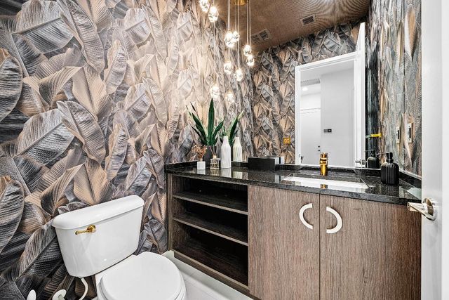 20145 Castle Stuart Avenue, Boca Raton, FL 33434