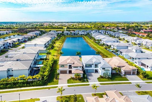 20145 Castle Stuart Avenue, Boca Raton, FL 33434