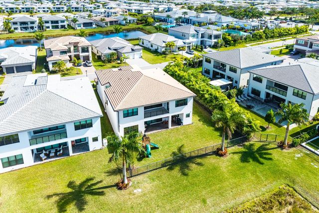 20145 Castle Stuart Avenue, Boca Raton, FL 33434