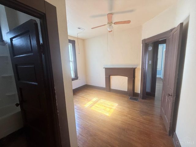 718 Greenwood Avenue, Cincinnati, OH 45229
