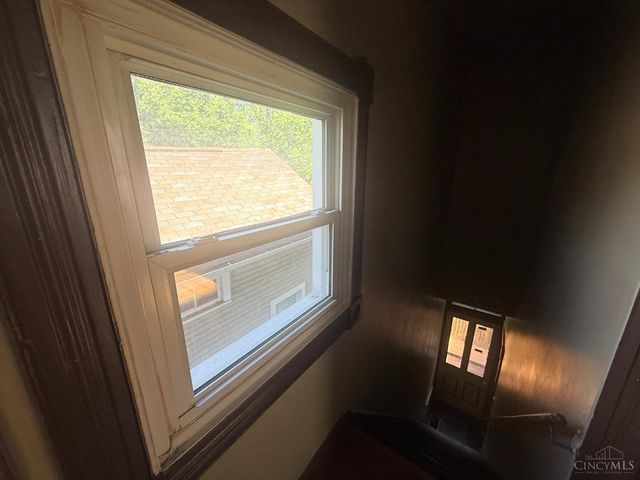 718 Greenwood Avenue, Cincinnati, OH 45229