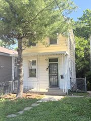 718 Greenwood Avenue, Cincinnati, OH 45229