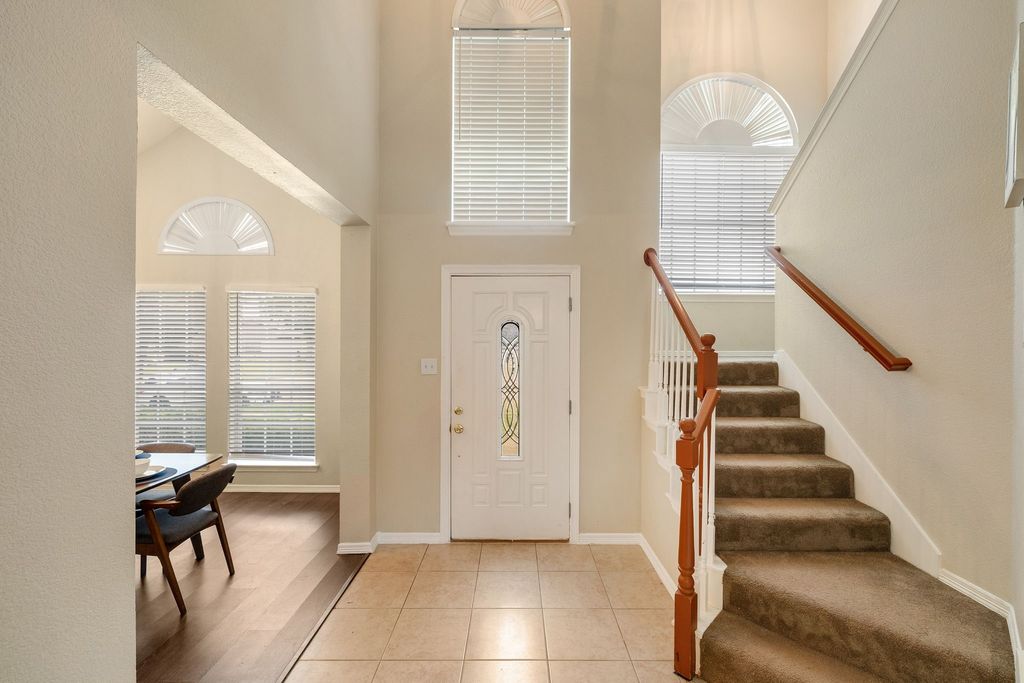 3152 Delaford Drive, Carrollton, TX 75007 — photo 5