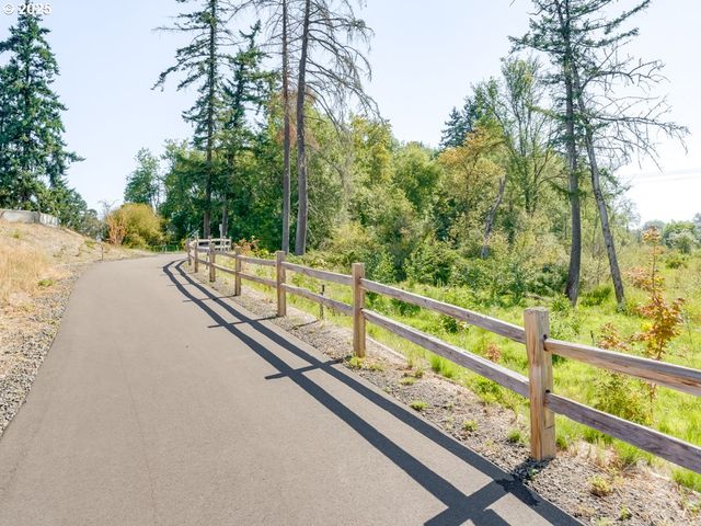 7049 Se Deline St, Hillsboro, OR 97123