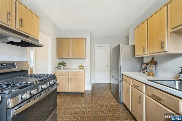 55 Park Avenue 46, Bloomfield, NJ 07003