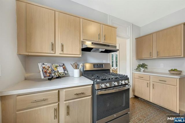 55 Park Avenue 46, Bloomfield, NJ 07003