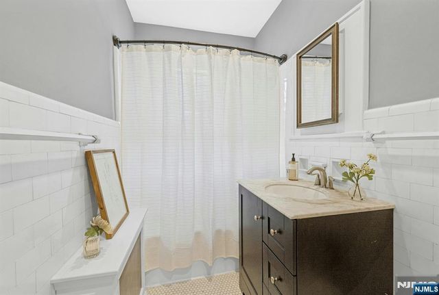 55 Park Avenue 46, Bloomfield, NJ 07003
