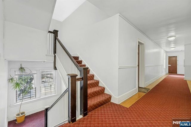 55 Park Avenue 46, Bloomfield, NJ 07003