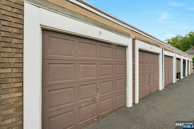55 Park Avenue 46, Bloomfield, NJ 07003