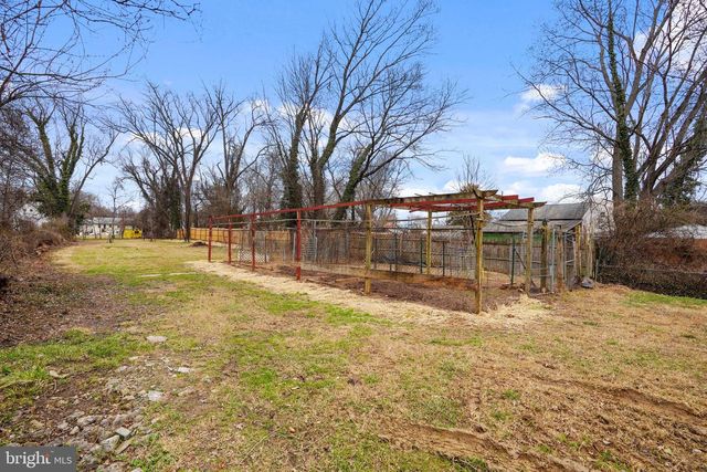 348 HOWARD AVE, Rockville, MD 20850