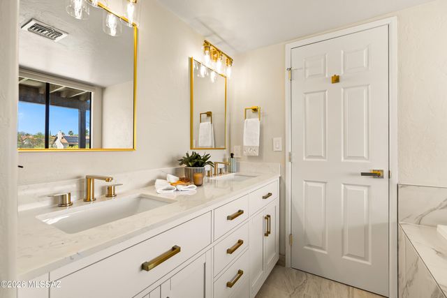 11834 N Copper Butte Drive, Tucson, AZ 85737