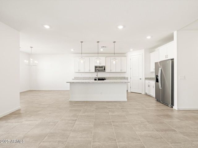 3821 N CAMDEN Drive, Florence, AZ 85132