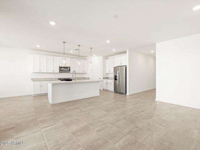 3821 N CAMDEN Drive, Florence, AZ 85132