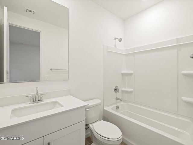 3821 N CAMDEN Drive, Florence, AZ 85132