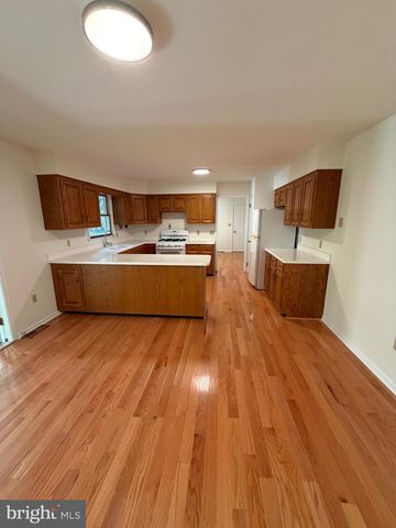 1324 WALNUT SHADE RD, Dover, DE 19901
