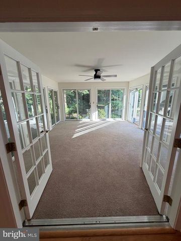 1324 WALNUT SHADE RD, Dover, DE 19901