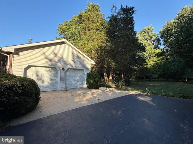 1324 WALNUT SHADE RD, Dover, DE 19901