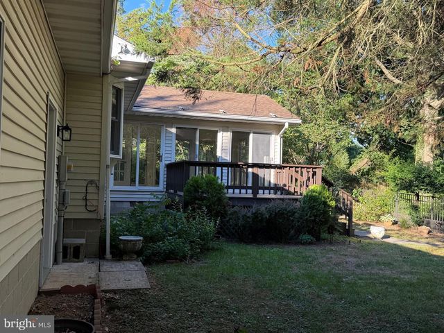 1324 WALNUT SHADE RD, Dover, DE 19901