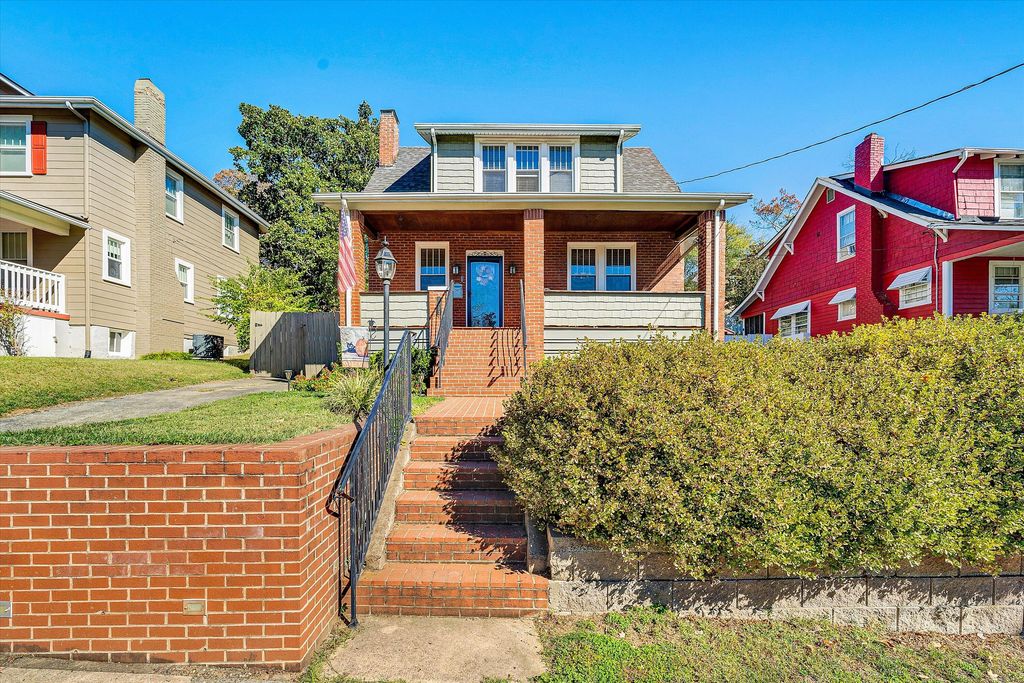 1013 Howbert AVE, Roanoke, VA 24015