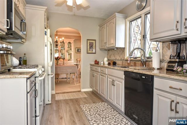 159 Overlook Avenue, North Haledon, NJ 07508