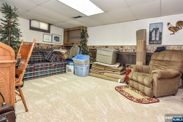 159 Overlook Avenue, North Haledon, NJ 07508