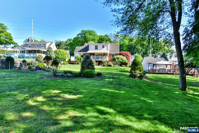 159 Overlook Avenue, North Haledon, NJ 07508