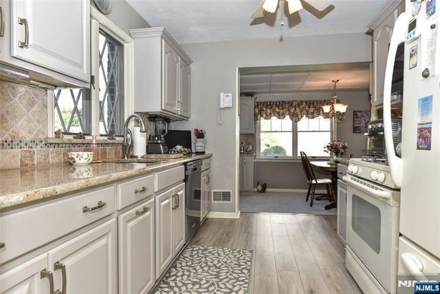 159 Overlook Avenue, North Haledon, NJ 07508