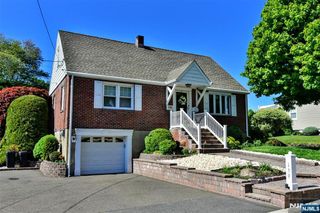 159 Overlook Avenue, North Haledon, NJ 07508