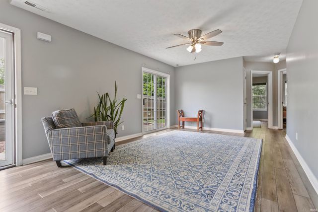 4216 Halford Drive, Evansville, IN 47715
