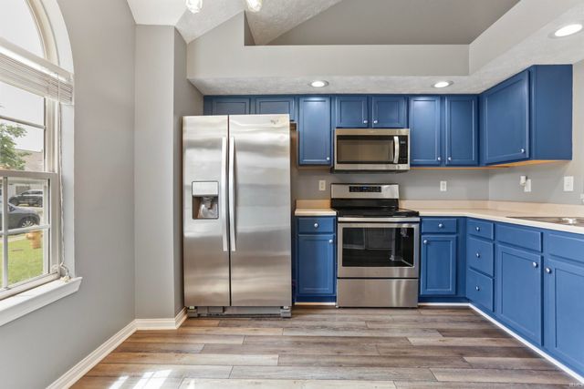 4216 Halford Drive, Evansville, IN 47715