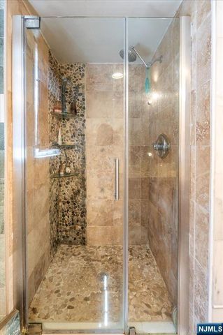 48 Quartz Lane, Paterson, NJ 07501