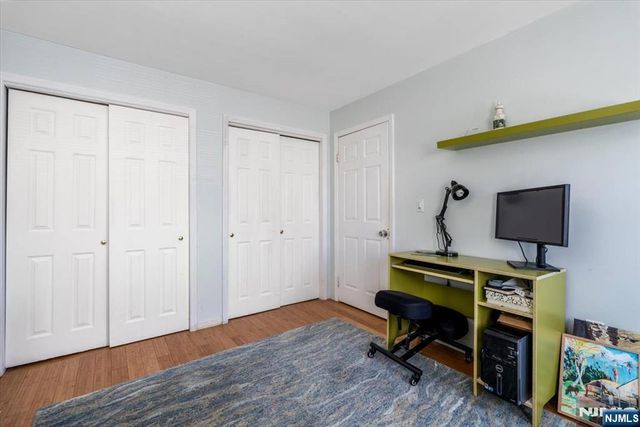 48 Quartz Lane, Paterson, NJ 07501
