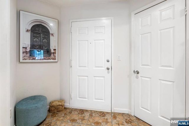 48 Quartz Lane, Paterson, NJ 07501