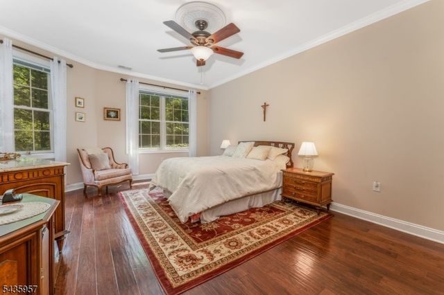 379 Victoria Dr, Bridgewater Twp., NJ 08807