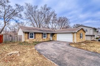 135 Ramblewood Lane, Lake Zurich, IL 60047