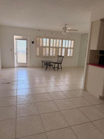 4074 Cornwall D, Boca Raton, FL 33434